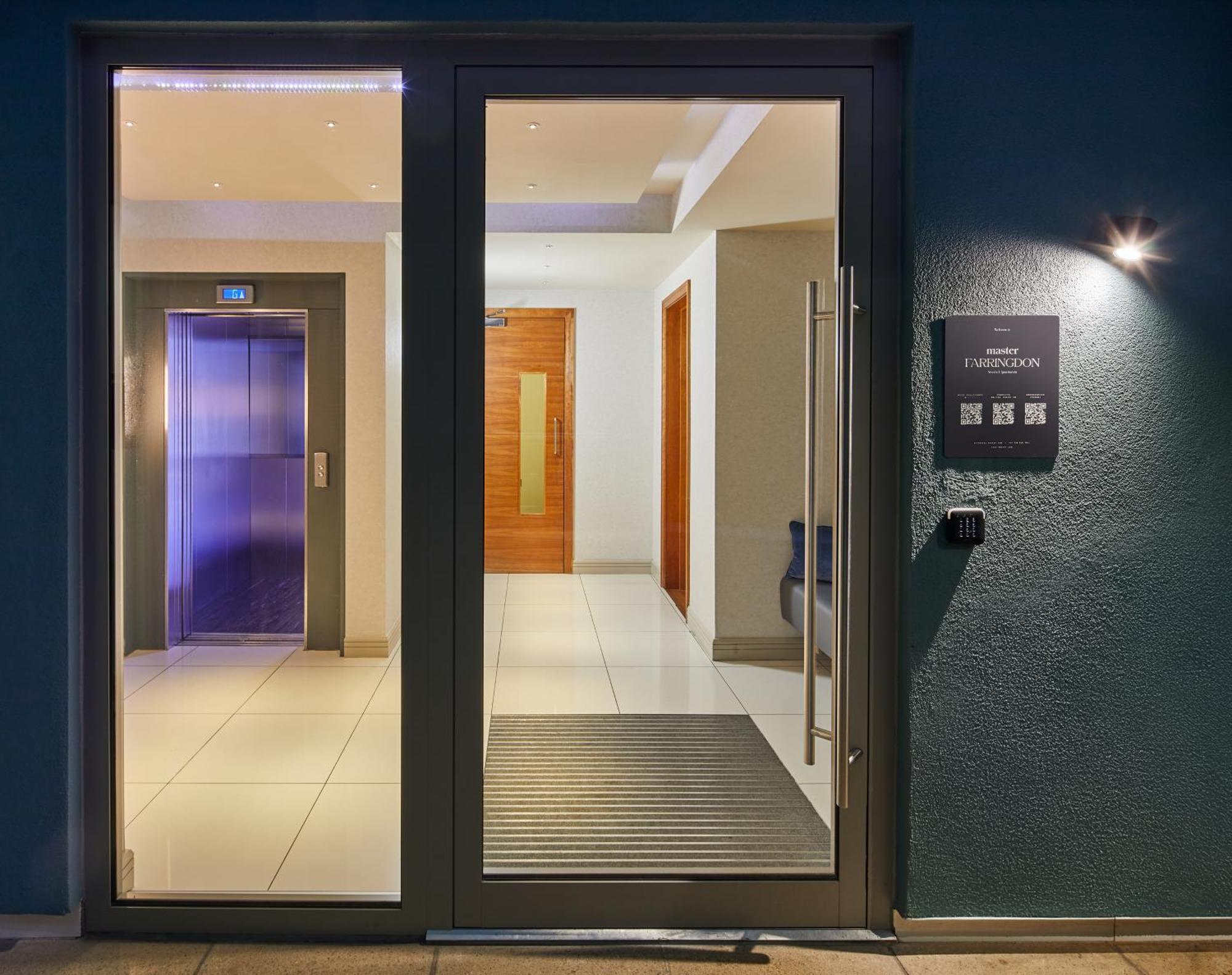 Master Farringdon Apartment ลอนดอน ภายนอก รูปภาพ